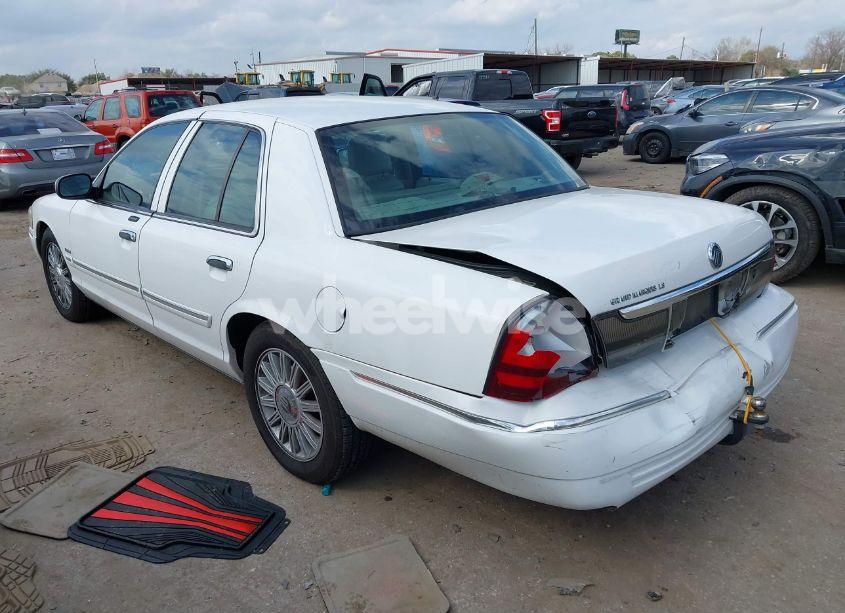 Photo 3 of 2009 Mercury Grand MARQUIS LS (FLEET ONLY) (VIN 2MEHM75V39X622111)