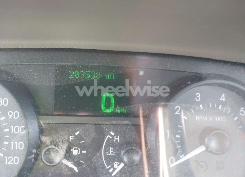 Photo 7 of 2009 Mercury Grand MARQUIS LS (FLEET ONLY) (VIN 2MEHM75V49X627916)