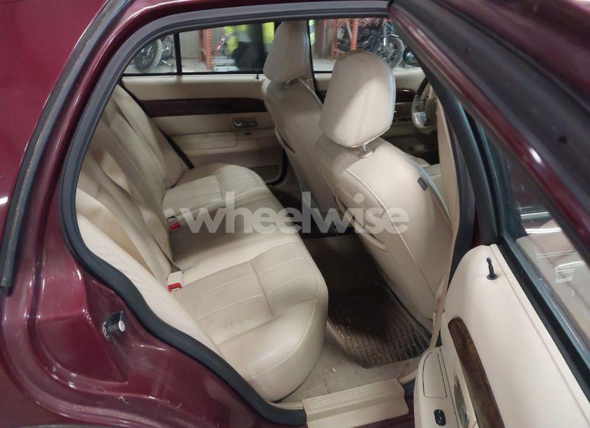 Photo 8 of 2008 Mercury Grand MARQUIS LS (VIN 2MEHM75V58X608743)