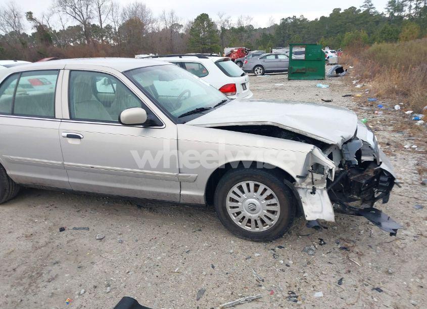 Photo 13 of 2008 Mercury Grand MARQUIS LS (VIN 2MEHM75V58X624599)