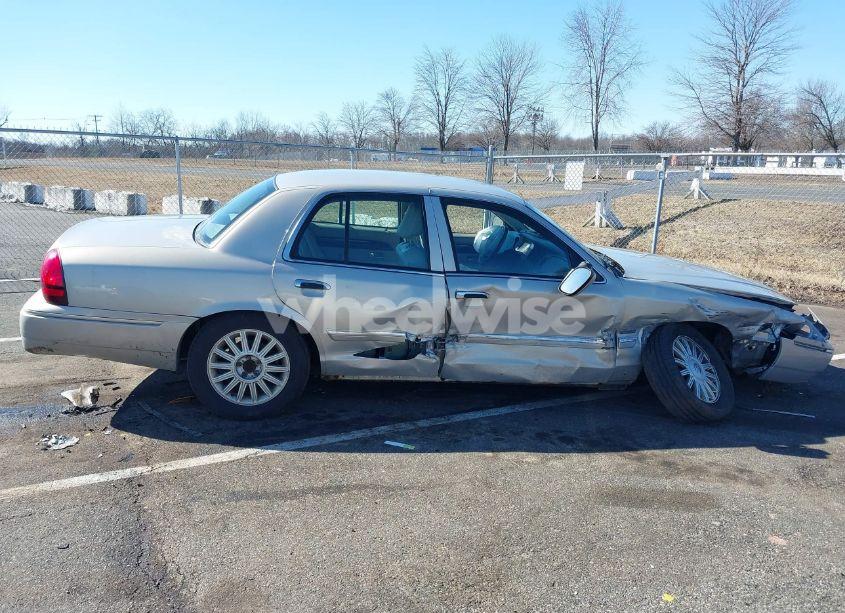 Photo 13 of 2009 Mercury Grand MARQUIS LS (FLEET ONLY) (VIN 2MEHM75V59X630176)