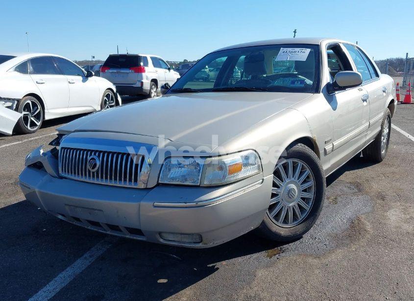 Photo 2 of 2009 Mercury Grand MARQUIS LS (FLEET ONLY) (VIN 2MEHM75V59X630176)