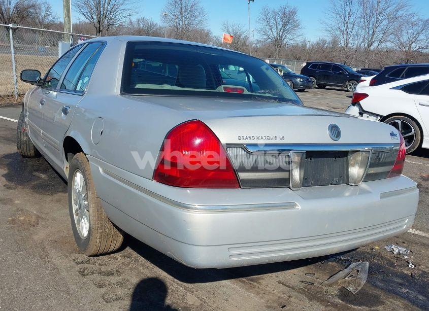 Photo 3 of 2009 Mercury Grand MARQUIS LS (FLEET ONLY) (VIN 2MEHM75V59X630176)
