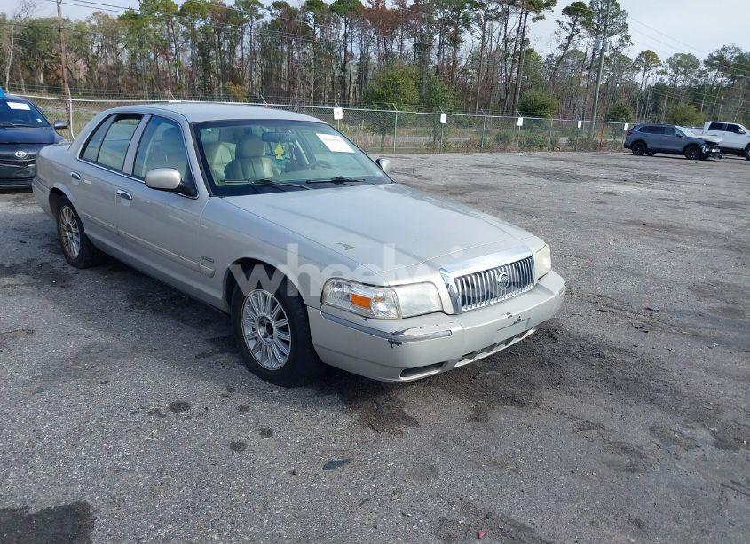 2009 Mercury Grand MARQUIS LS (FLEET ONLY) (VIN 2MEHM75V69X627383) main photo
