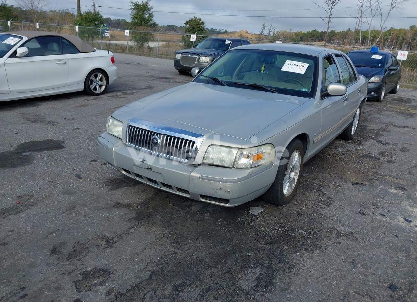 Photo 2 of 2009 Mercury Grand MARQUIS LS (FLEET ONLY) (VIN 2MEHM75V69X627383)