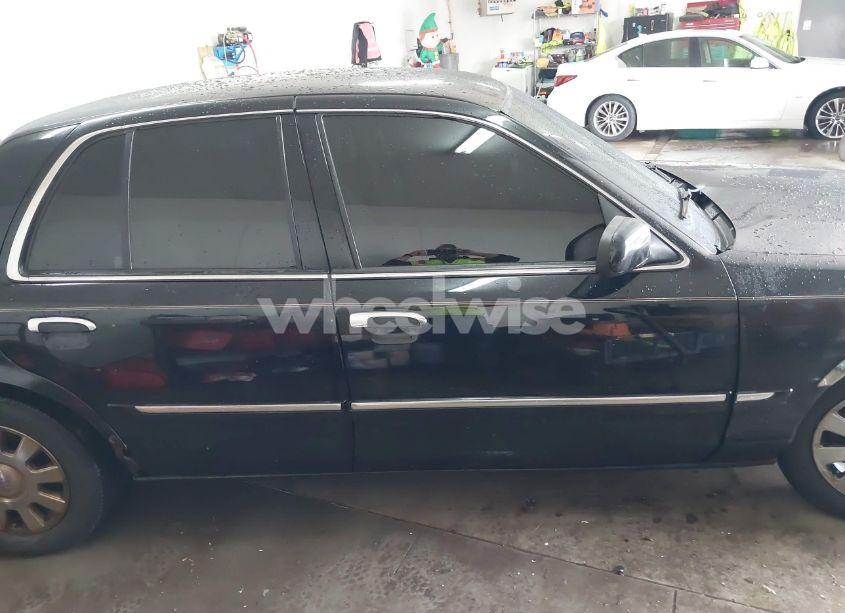 Photo 13 of 2008 Mercury Grand MARQUIS LS (VIN 2MEHM75V78X629965)