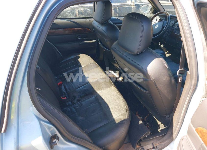 Photo 8 of 2008 Mercury Grand MARQUIS LS (VIN 2MEHM75V88X618599)