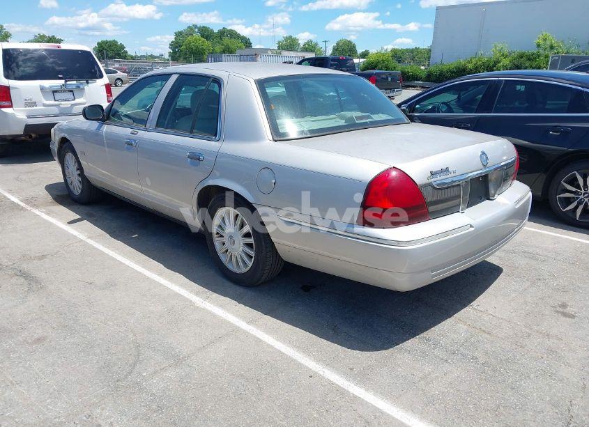 Photo 3 of 2009 Mercury Grand MARQUIS LS (FLEET ONLY) (VIN 2MEHM75V89X608107)