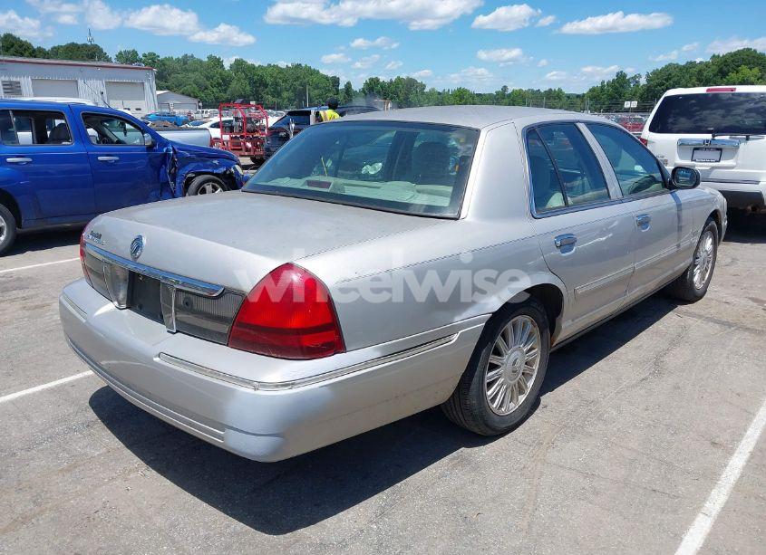 Photo 4 of 2009 Mercury Grand MARQUIS LS (FLEET ONLY) (VIN 2MEHM75V89X608107)