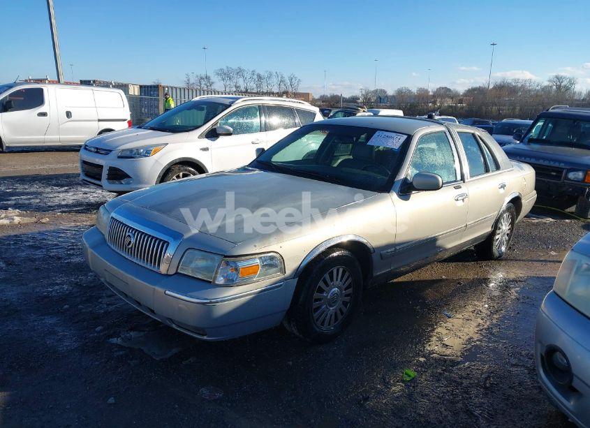 Photo 2 of 2007 Mercury Grand MARQUIS LS (VIN 2MEHM75V97X627357)