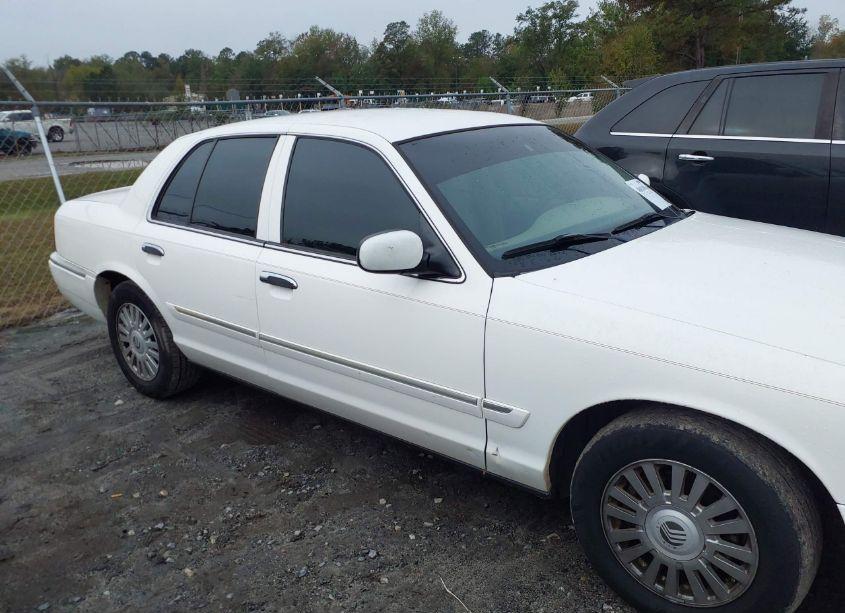 Photo 12 of 2008 Mercury Grand MARQUIS LS (VIN 2MEHM75V98X604372)