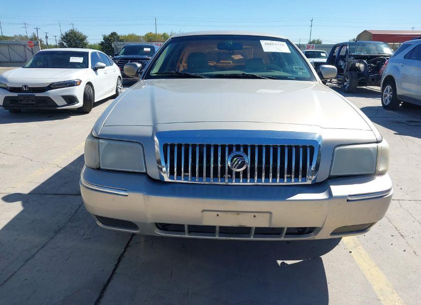 Photo 12 of 2009 Mercury Grand MARQUIS LS (FLEET ONLY) (VIN 2MEHM75V99X606236)