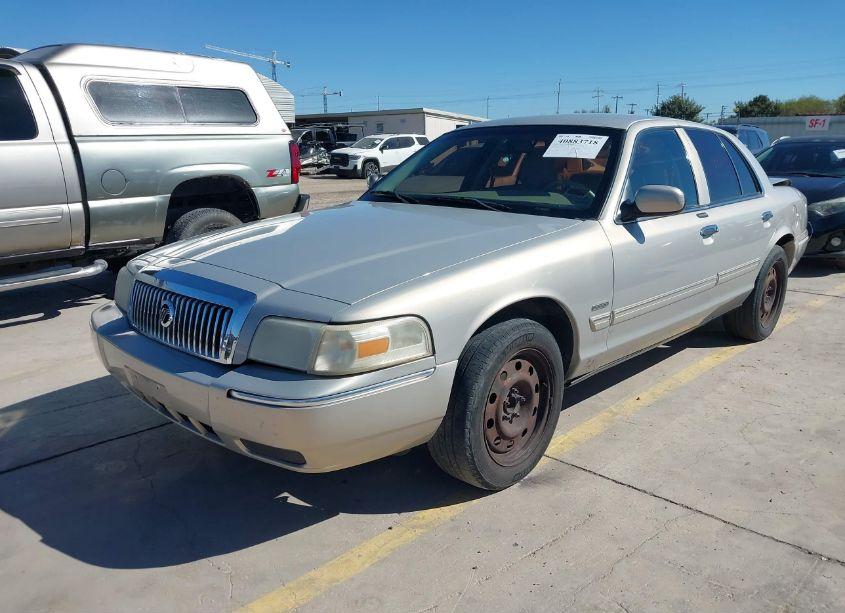 Photo 2 of 2009 Mercury Grand MARQUIS LS (FLEET ONLY) (VIN 2MEHM75V99X606236)