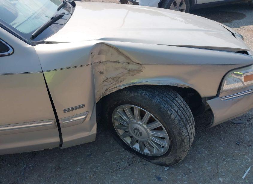 Photo 14 of 2009 Mercury Grand MARQUIS LS (FLEET ONLY) (VIN 2MEHM75V99X606401)