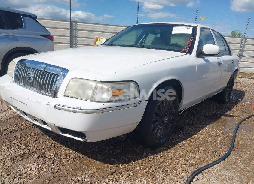 Photo 2 of 2009 Mercury Grand MARQUIS LS (FLEET ONLY) (VIN 2MEHM75V99X624610)