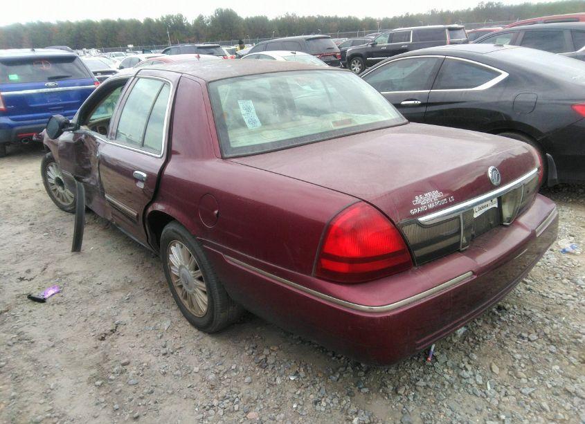 Photo 3 of 2009 Mercury Grand MARQUIS LS (FLEET ONLY) (VIN 2MEHM75V99X627054)
