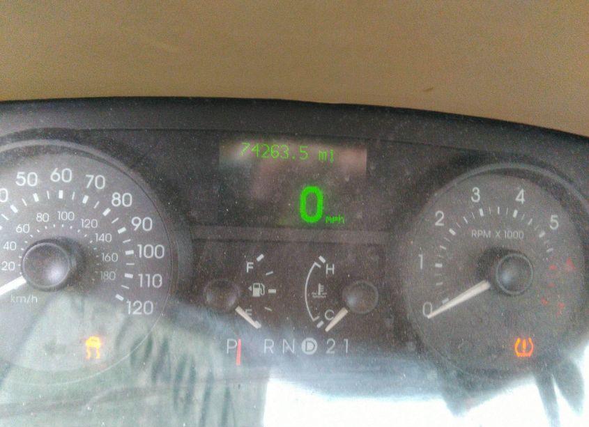 Photo 7 of 2009 Mercury Grand MARQUIS LS (FLEET ONLY) (VIN 2MEHM75V99X627054)