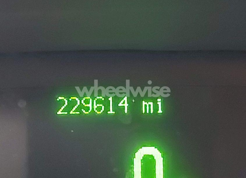 Photo 7 of 2009 Mercury Grand MARQUIS LS (FLEET ONLY) (VIN 2MEHM75V99X634683)