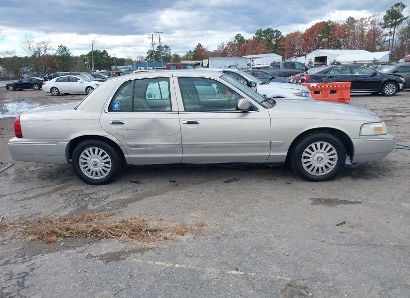 Photo 13 of 2007 Mercury Grand MARQUIS LS (VIN 2MEHM75VX7X606002)
