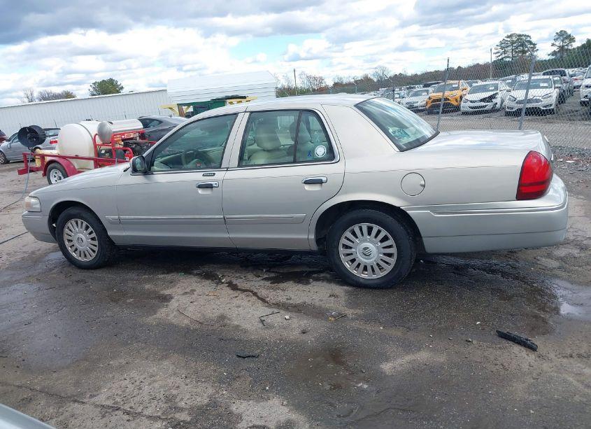 Photo 14 of 2007 Mercury Grand MARQUIS LS (VIN 2MEHM75VX7X606002)