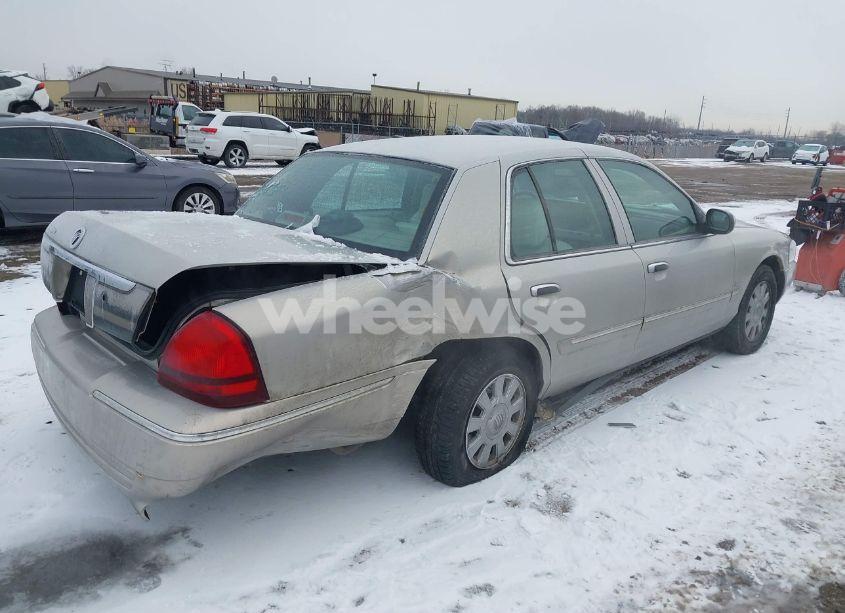 Photo 4 of 2008 Mercury Grand MARQUIS LS (VIN 2MEHM75VX8X612397)