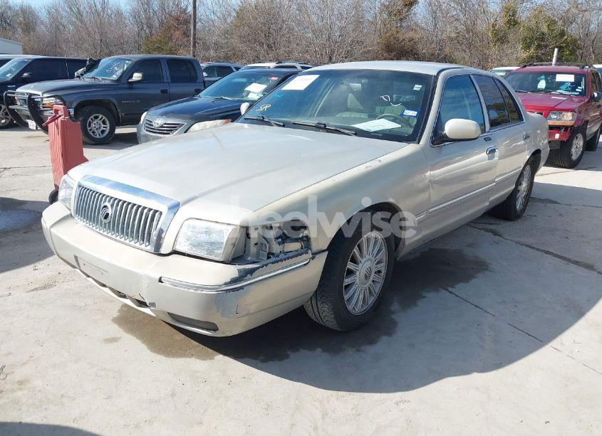 Photo 2 of 2009 Mercury Grand MARQUIS LS (FLEET ONLY) (VIN 2MEHM75VX9X609310)