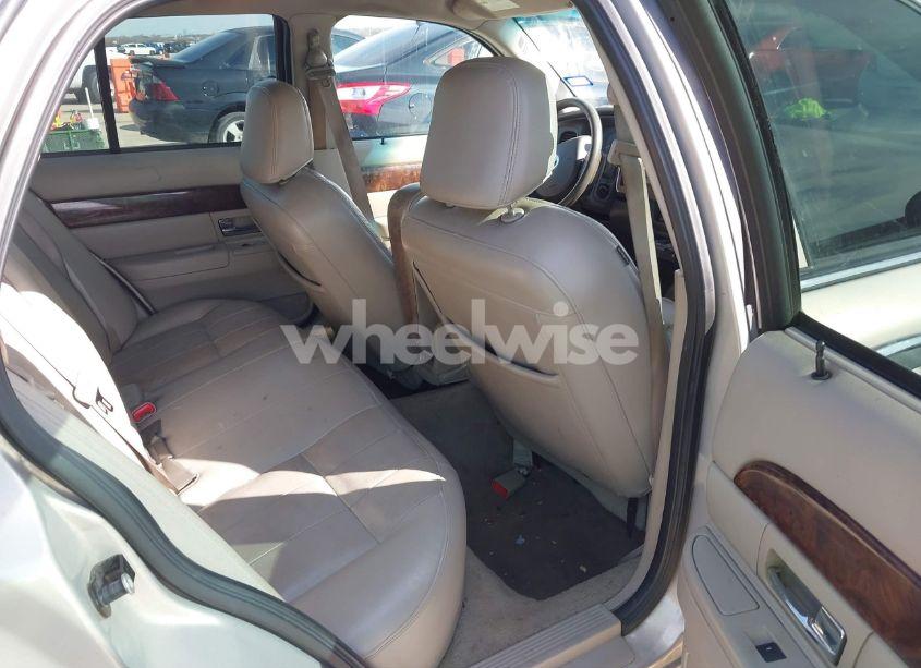 Photo 8 of 2009 Mercury Grand MARQUIS LS (FLEET ONLY) (VIN 2MEHM75VX9X609310)