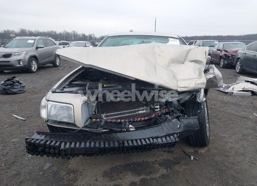 Photo 12 of 2009 Mercury Grand MARQUIS LS (FLEET ONLY) (VIN 2MEHM75VX9X613986)