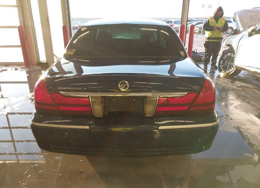 Photo 15 of 2005 Mercury Grand MARQUIS LS/LSE (VIN 2MEHM75W05X614812)
