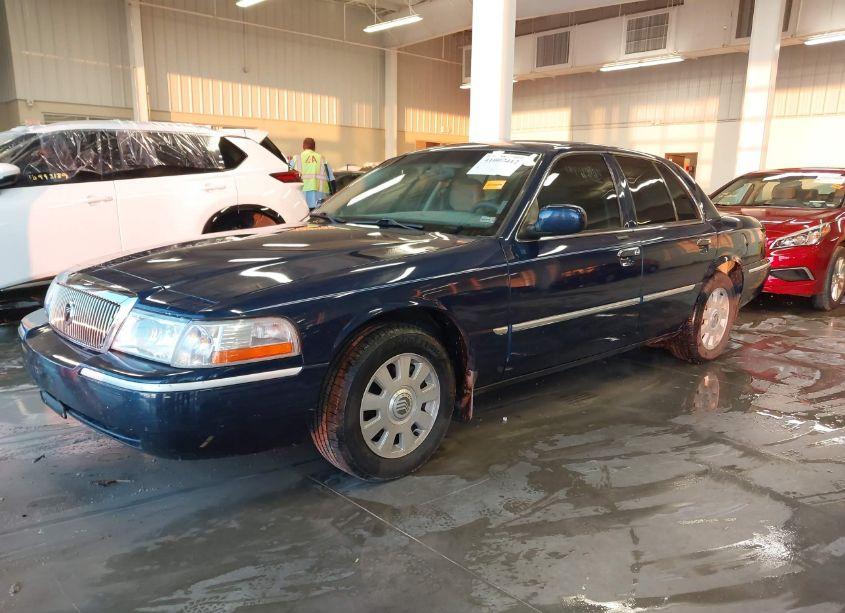 Photo 2 of 2005 Mercury Grand MARQUIS LS/LSE (VIN 2MEHM75W05X614812)
