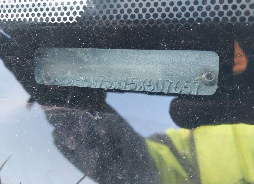 Photo 11 of 2005 Mercury Grand MARQUIS LS/LSE (VIN 2MEHM75W15X607657)