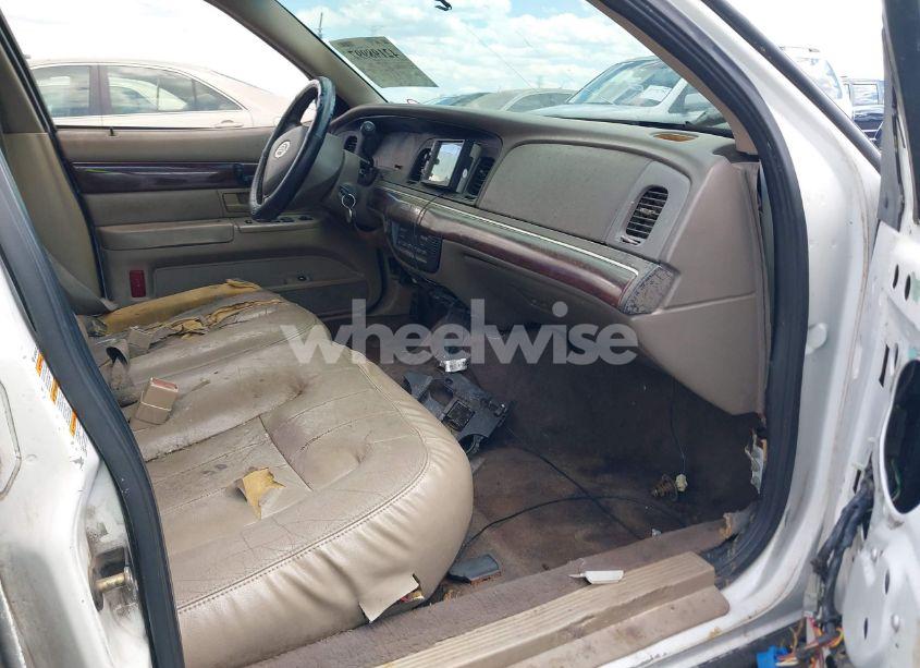 Photo 5 of 2003 Mercury Grand MARQUIS LS (VIN 2MEHM75W23X672191)