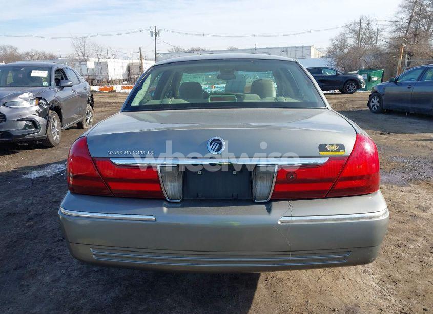 Photo 16 of 2004 Mercury Grand MARQUIS LS (VIN 2MEHM75W54X657962)