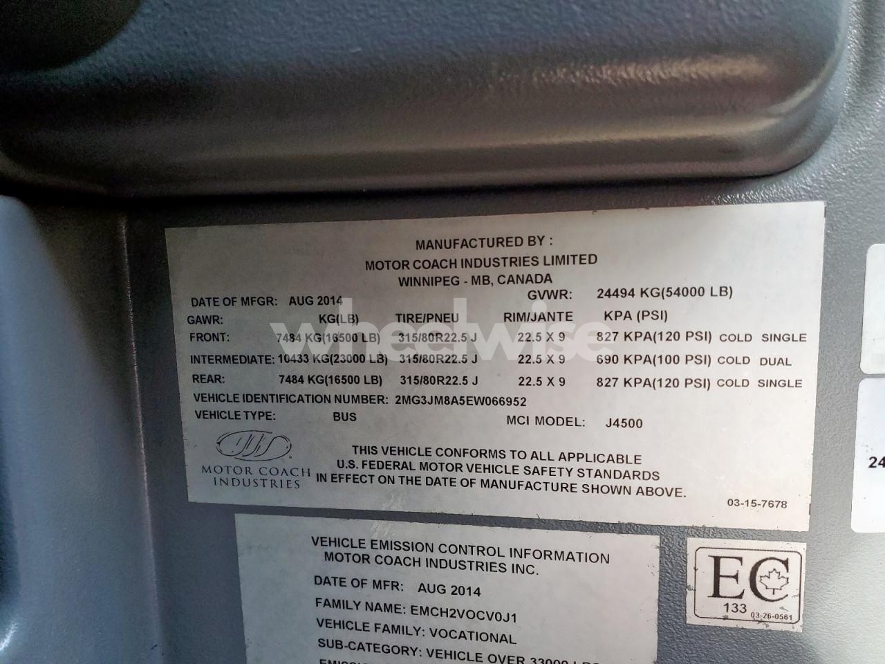 Photo 10 of 2014 MCI J4500 - TRANSIT BUS (VIN 2MG3JM8A5EW066952)