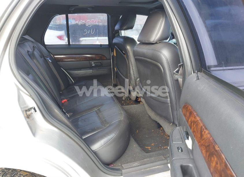 Photo 8 of 2005 Mercury Grand MARQUIS LS/LSE (VIN 2MHFM75W55X617828)