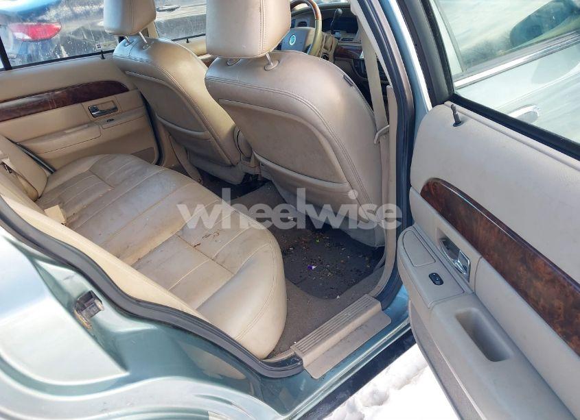 Photo 8 of 2005 Mercury Grand MARQUIS LS/LSE (VIN 2MHHM75W95X671948)