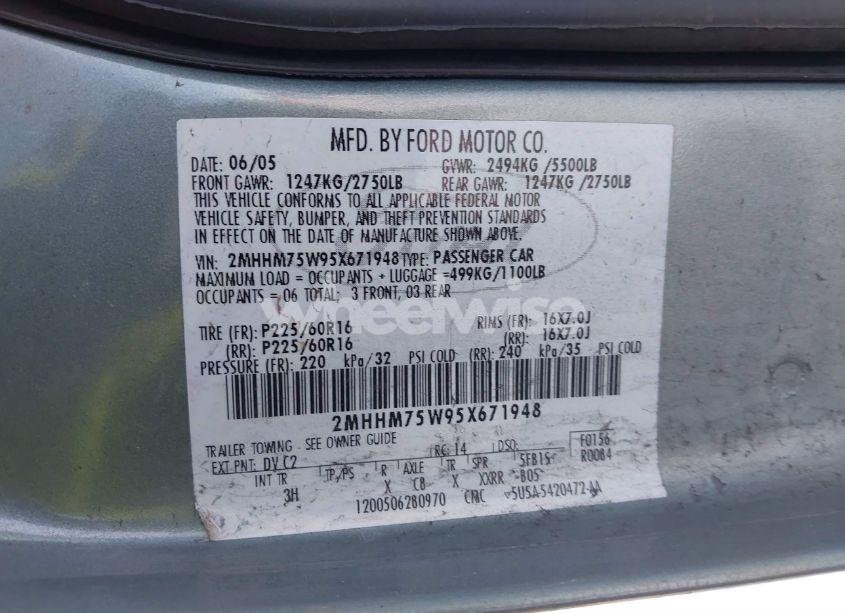 Photo 9 of 2005 Mercury Grand MARQUIS LS/LSE (VIN 2MHHM75W95X671948)