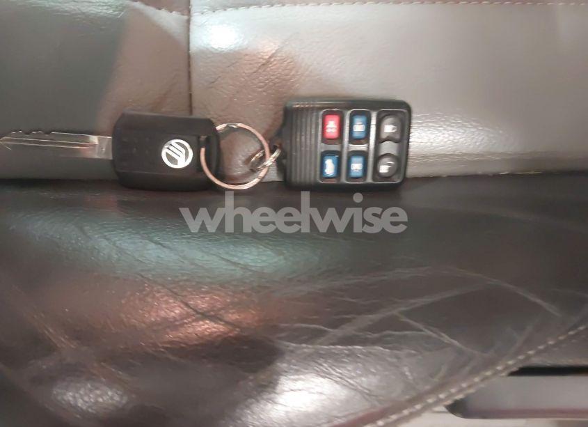 Photo 11 of 2005 Mercury Monterey LUXURY (VIN 2MRDA22255BJ00896)