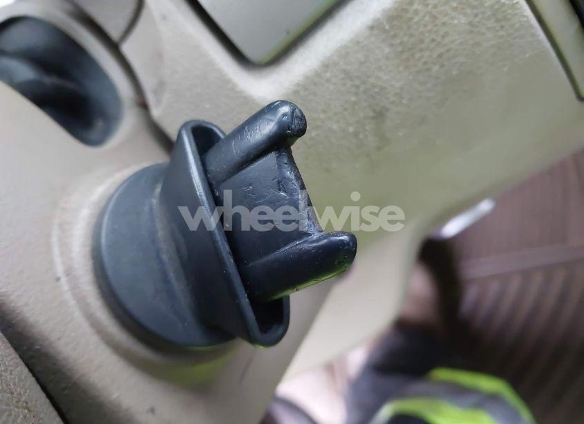 Photo 11 of 2005 Mercury Monterey CONVENIENCE (VIN 2MRZA21285BJ06098)