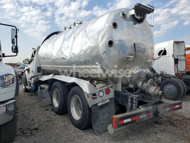 2024 KENWORTH C500 VACUUM TRUCK N/A (VIN 2NK5LJ0X1RM366502) main photo