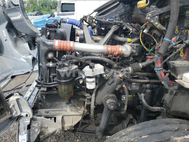 Photo 3 of 2024 KENWORTH C500 VACUUM TRUCK N/A (VIN 2NK5LJ0X1RM366502)