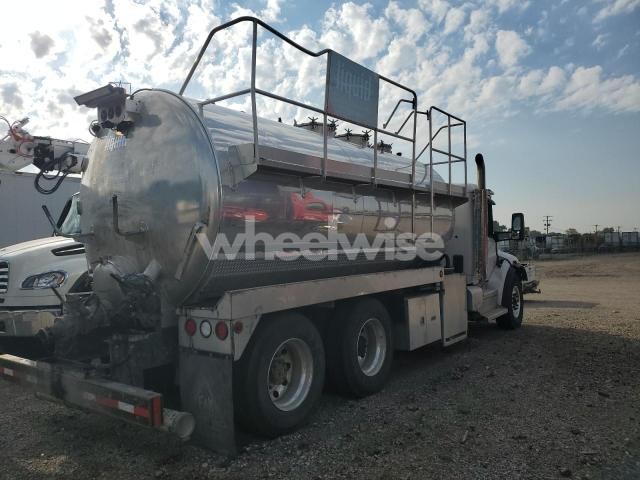 Photo 8 of 2024 KENWORTH C500 VACUUM TRUCK N/A (VIN 2NK5LJ0X1RM366502)