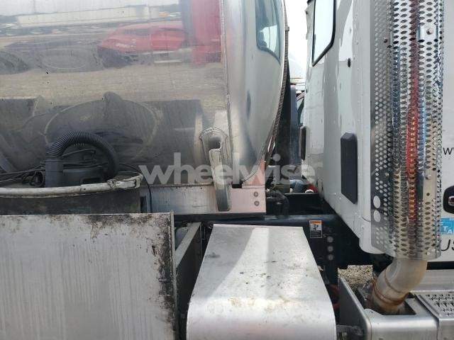 Photo 9 of 2024 KENWORTH C500 VACUUM TRUCK N/A (VIN 2NK5LJ0X1RM366502)