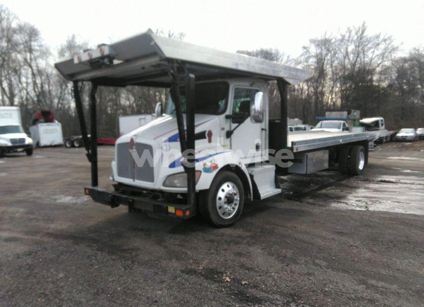 Photo 2 of 2016 Kenworth Construction T370 (VIN 2NKHHJ7X9GM122355)