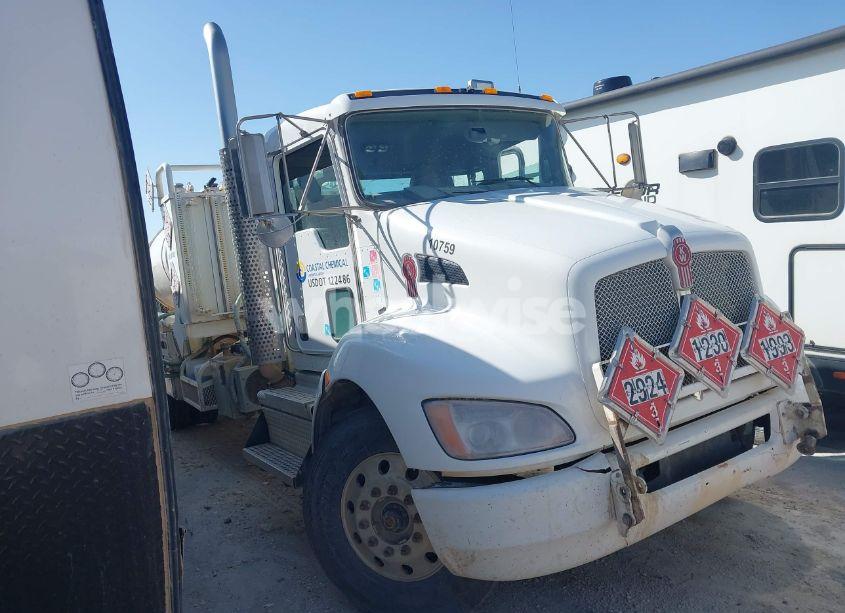 Photo 11 of 2019 Kenworth T3 SERIES (VIN 2NKHHJ7XXKM289770)