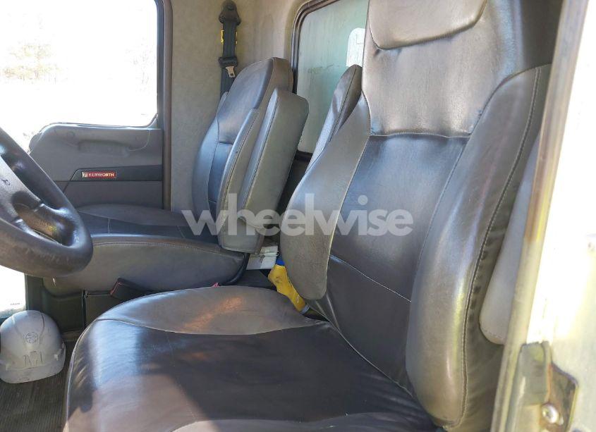 Photo 7 of 2014 Kenworth Construction T270 (VIN 2NKHHM6H9EM407176)