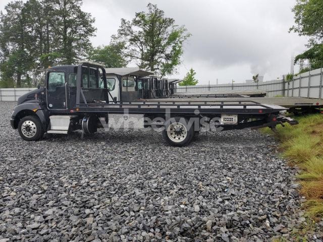Photo 2 of 2019 KENWORTH CONSTRUCTION T270 (VIN 2NKHHM6X1KM304272)
