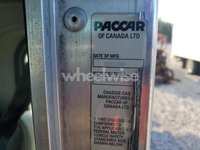 Photo 5 of 2010 KENWORTH CONSTRUCTION T270 N/A (VIN 2NKHHM6X4AM231400)