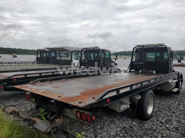 Photo 7 of 2019 KENWORTH CONSTRUCTION T270 (VIN 2NKHHM6X4KM304279)