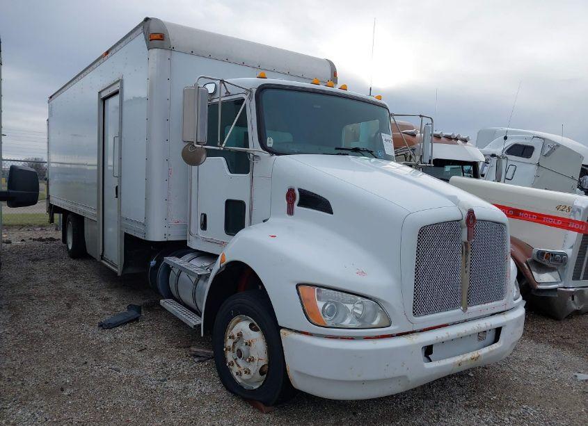 2013 Kenworth Construction T270 (VIN 2NKHHM6X6DM358198) main photo